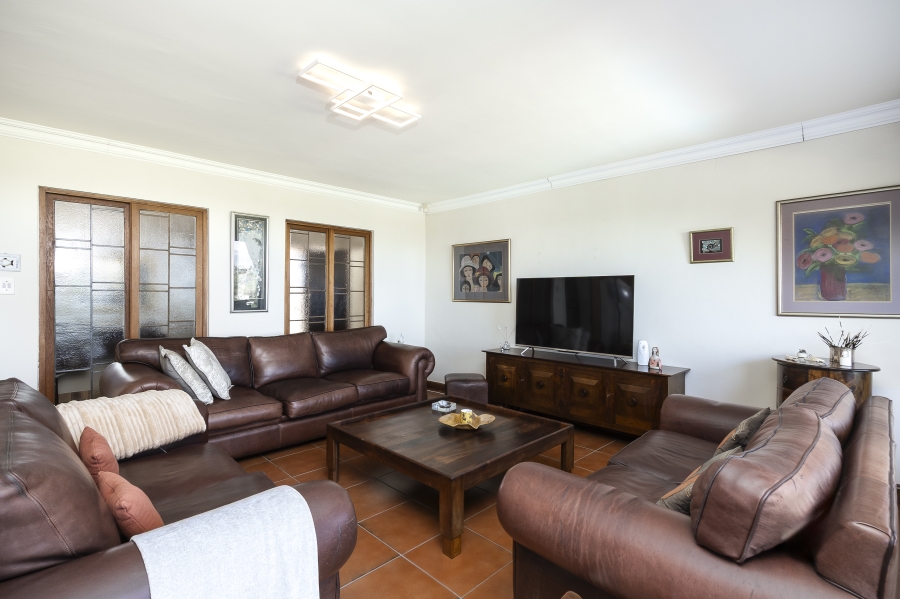 3 Bedroom Property for Sale in Helderberg Estate Western Cape